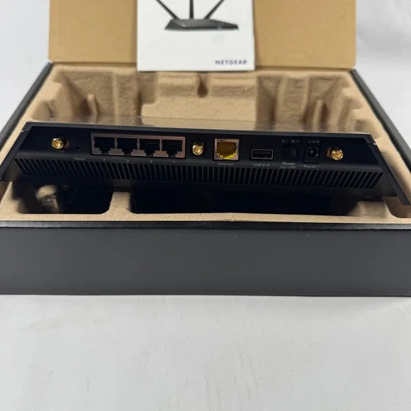NETGEAR Nighthawk R7000 AC1900 Smart WiFi‎ Router Complete In Box - Picture 6 of 6